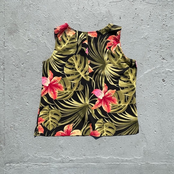 Intriguing Threads size 12 Tank top sleeveless bla - Picture 3 of 5